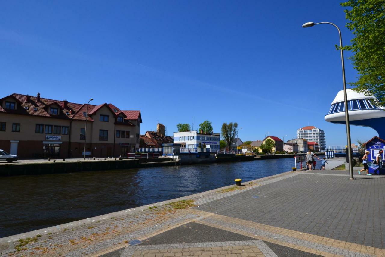 Darlowko Apartament Morski Экстерьер фото