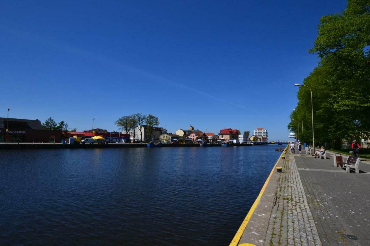 Darlowko Apartament Morski Экстерьер фото