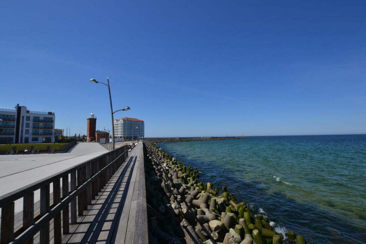 Darlowko Apartament Morski Экстерьер фото